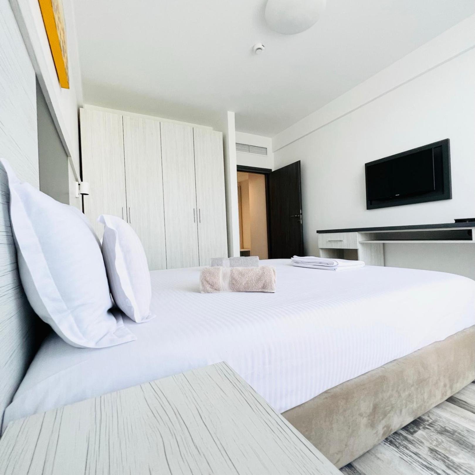 Casa Micle Hotel Craiova Luaran gambar