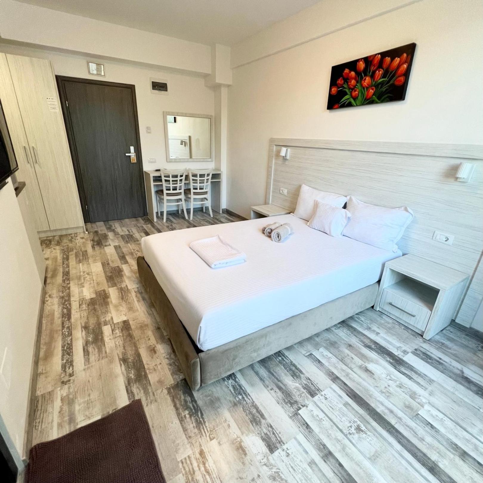 Casa Micle Hotel Craiova Luaran gambar