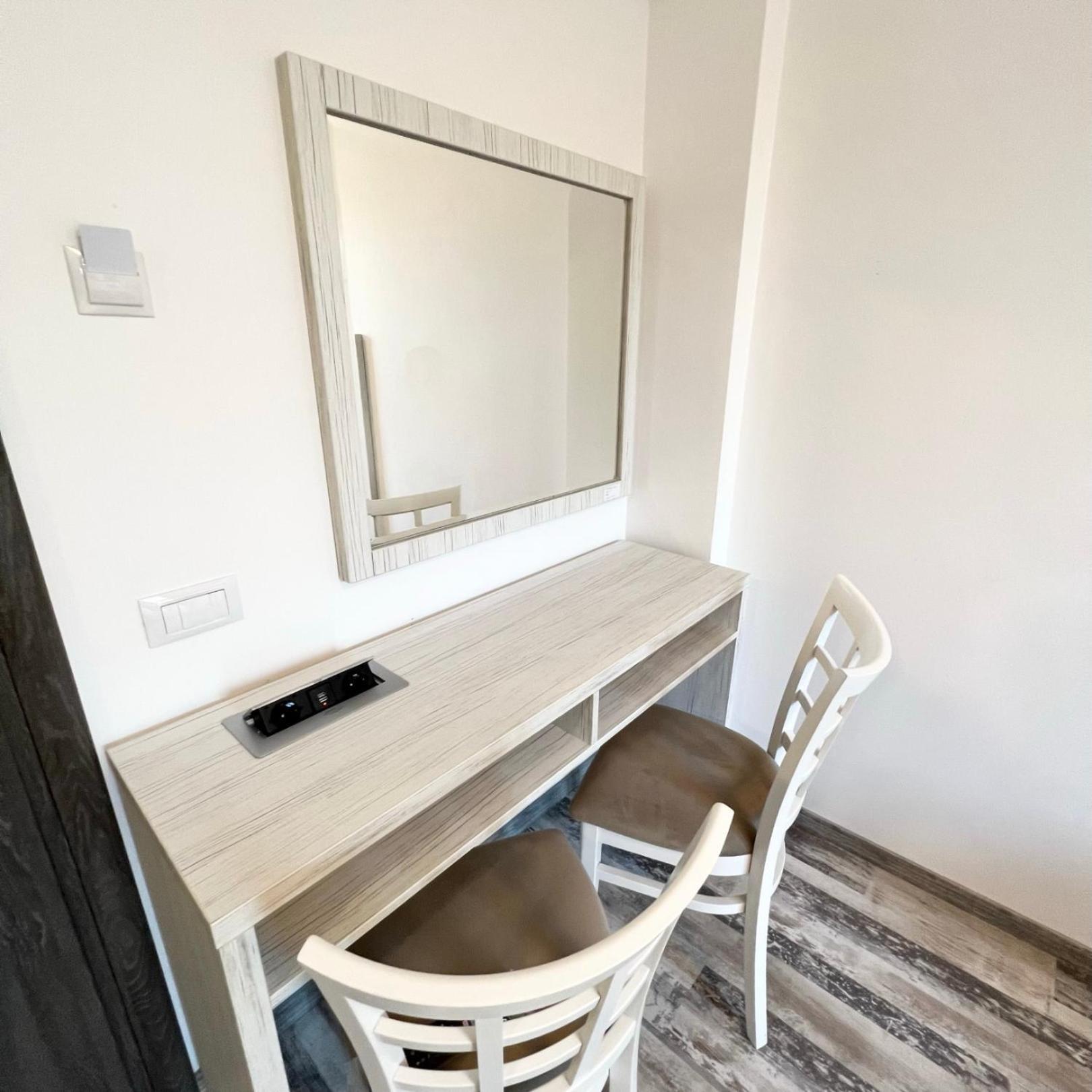 Casa Micle Hotel Craiova Luaran gambar